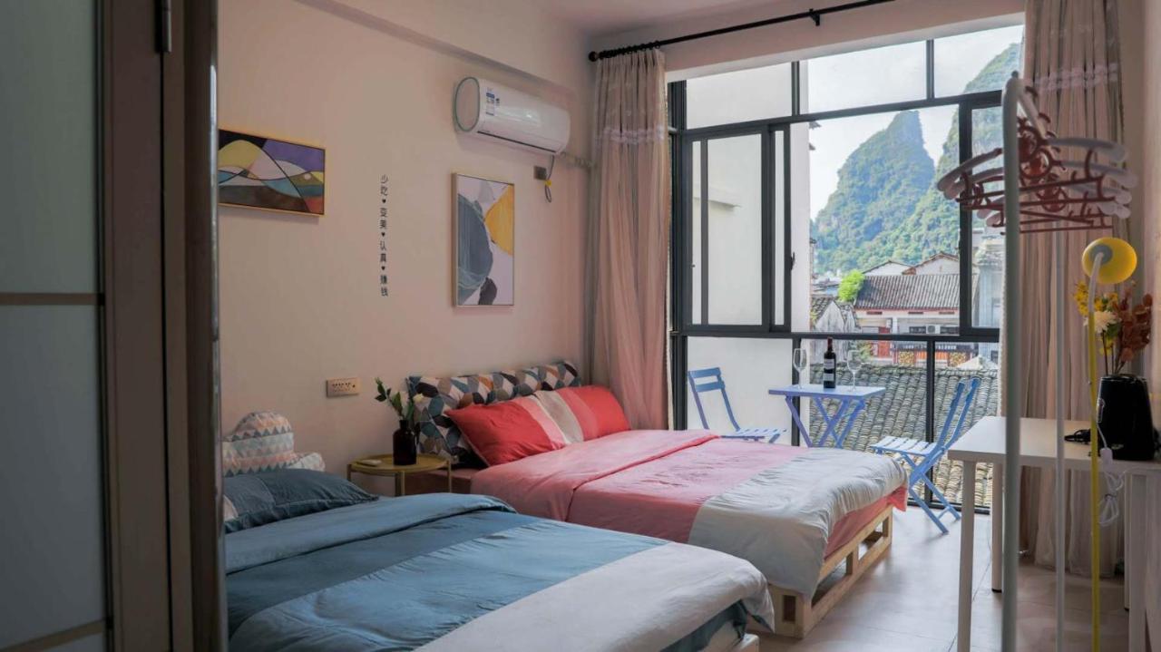 Showbiz Hostel Yangshuo Exterior foto